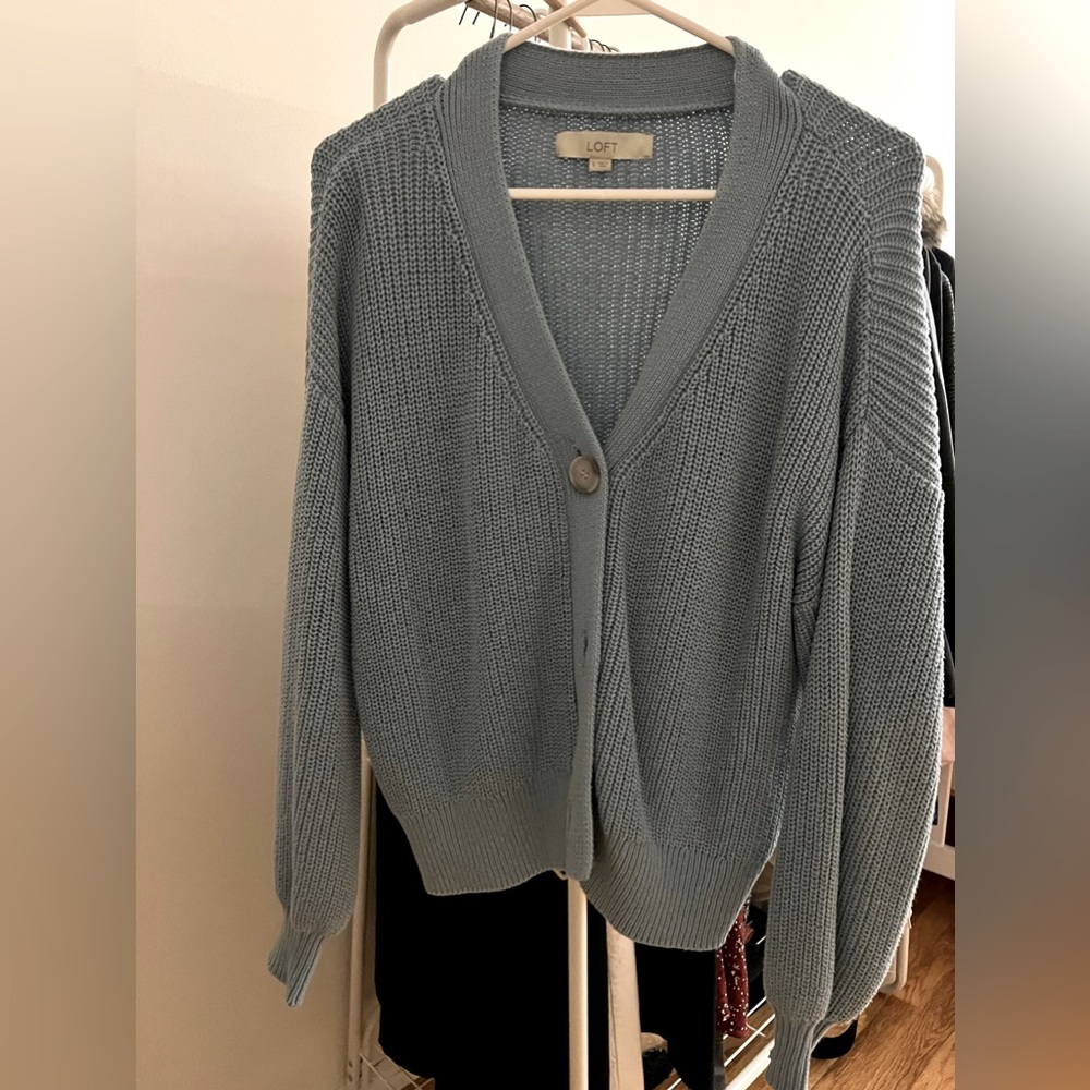 LOFT V-Neck Cropped Cardigan